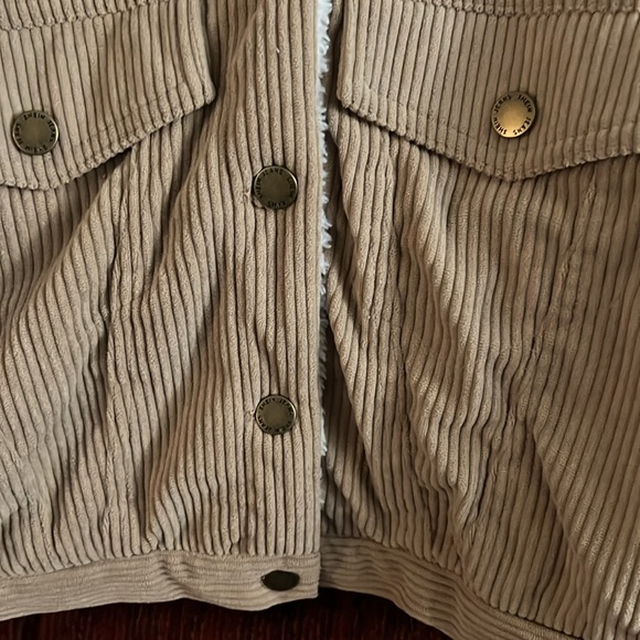 SHEIN tan corduroy and shearling crop jacket-NWOT - Picture 4 of 7